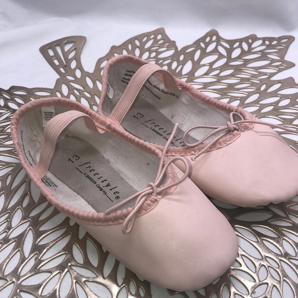 Freestyle by Danskin Girls Pink  Ballet Shoes Size 13